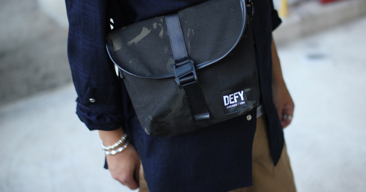 最終価格 定価7万 DEFY BAGS USA製 美品 最終価格 定価7万 DEFY BAGS USA製 美品 最終価格 定価7万