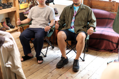 こんな椅子もあったら便利/BRITISH MILITARY CHAIR