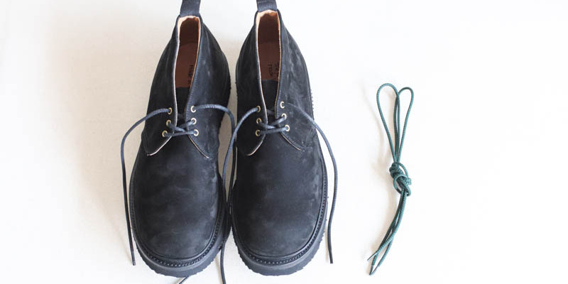 Quilp by Tricker’s トゥ部分がぽってりとした印象的な革靴